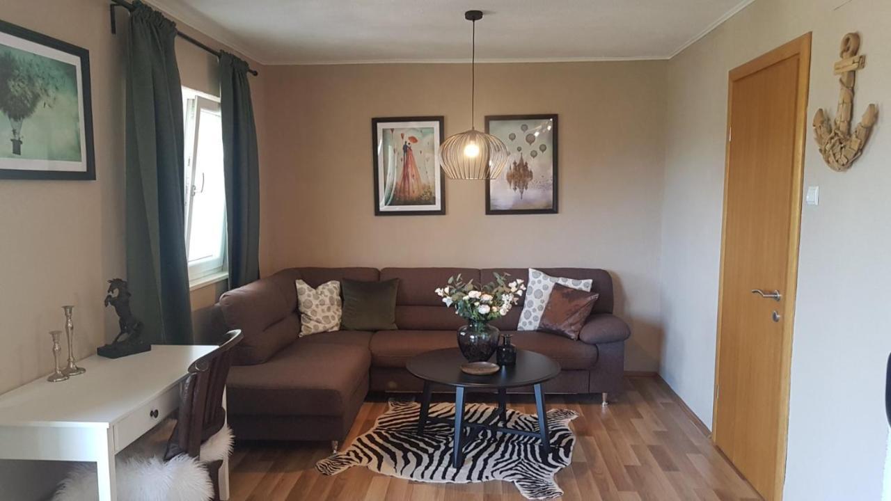 Apartman Ella Peracko Blato 外观 照片