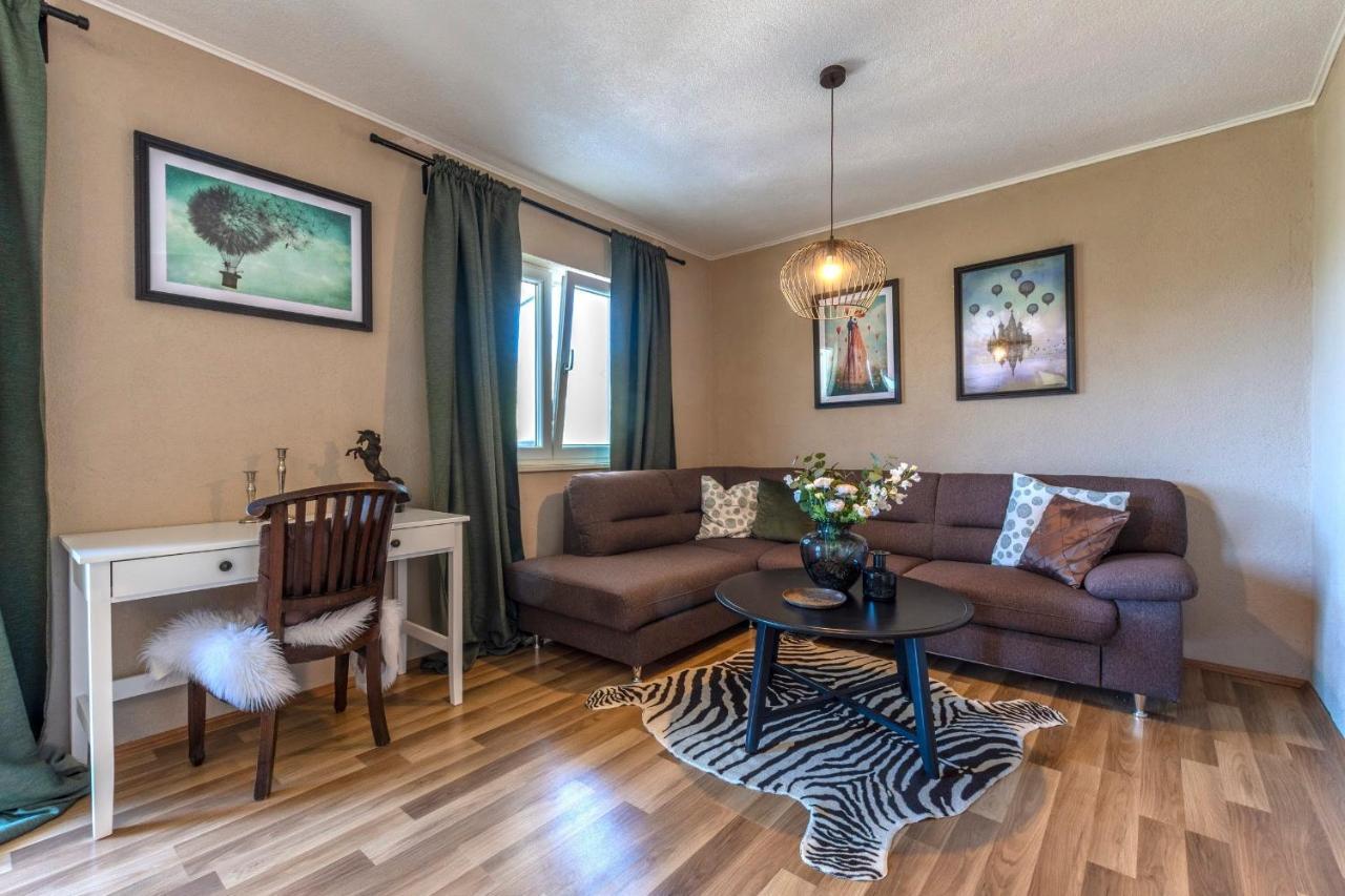 Apartman Ella Peracko Blato 外观 照片
